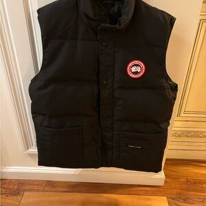 Canada Goose Black Puffer Vest
